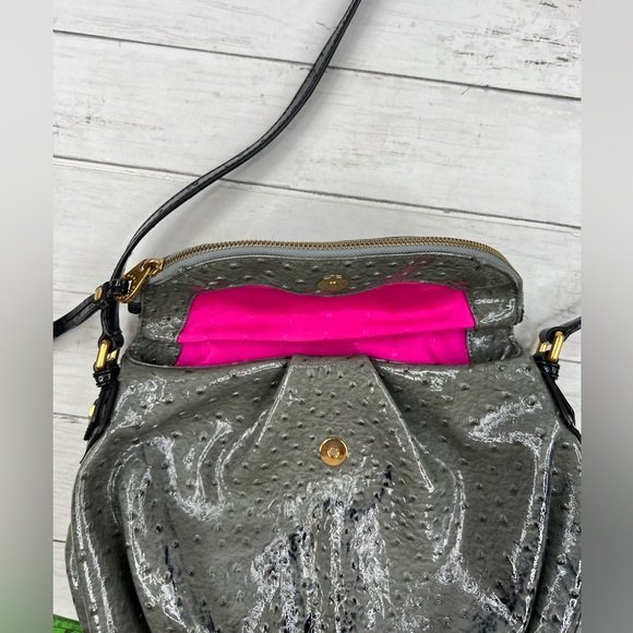 Marc by Marc Jacobs Coated Ostrich PVC Crossbody Gray Bag Purse - Picture 5 of 16